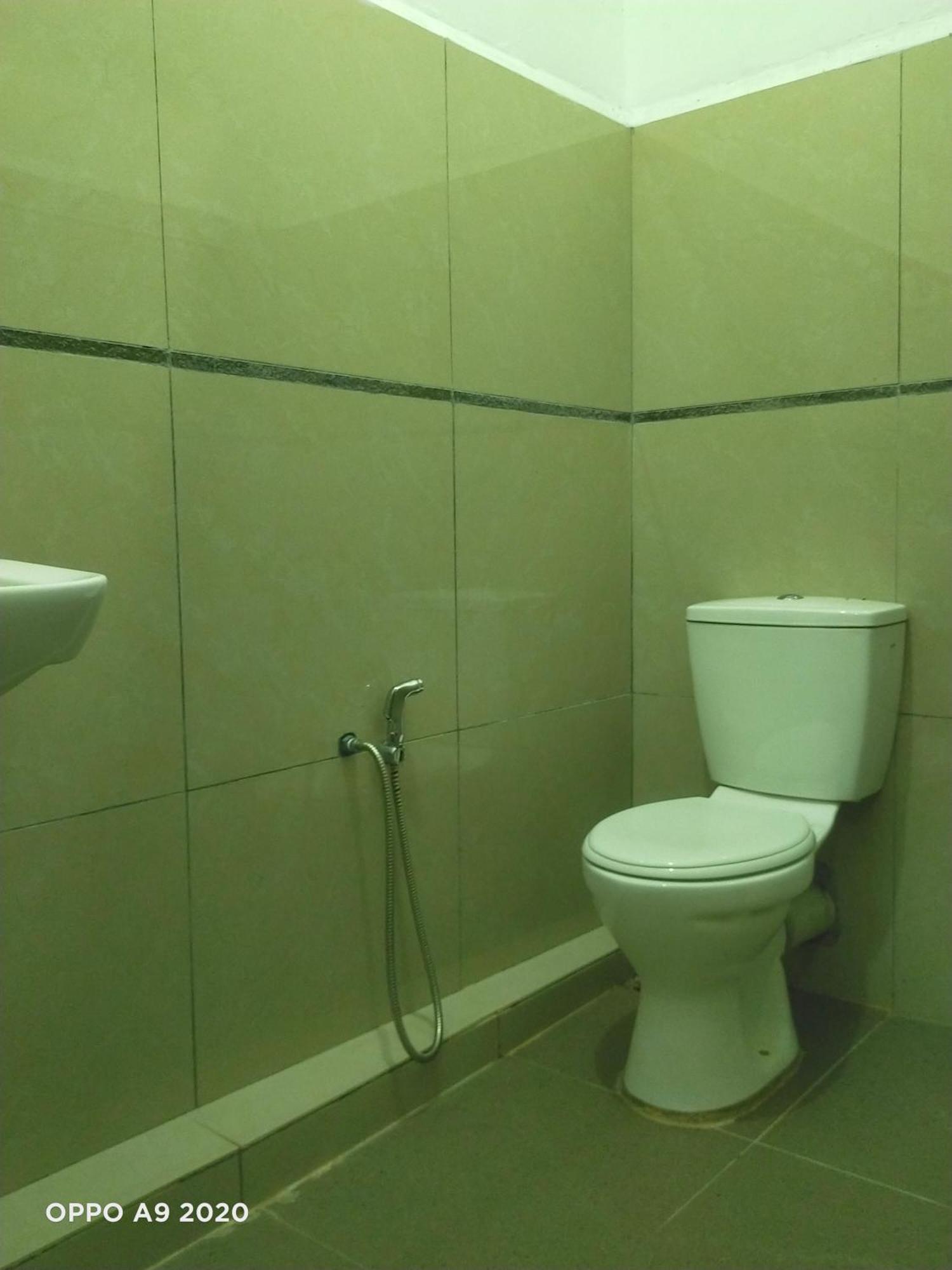 Bed & Breakfast Tomanggong View *